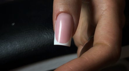 Yaroslav Nails image 3