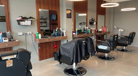 MONTECARLO Barber Club