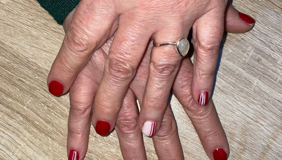 JS Nails image 1