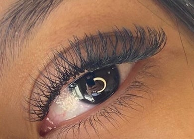 Close-up of elegant eyelash extensions from Brazilian Glow, Dublin, County Dublin, IE.