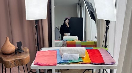 Imagen 3 de Luna Colour Analysis by The Black Bow