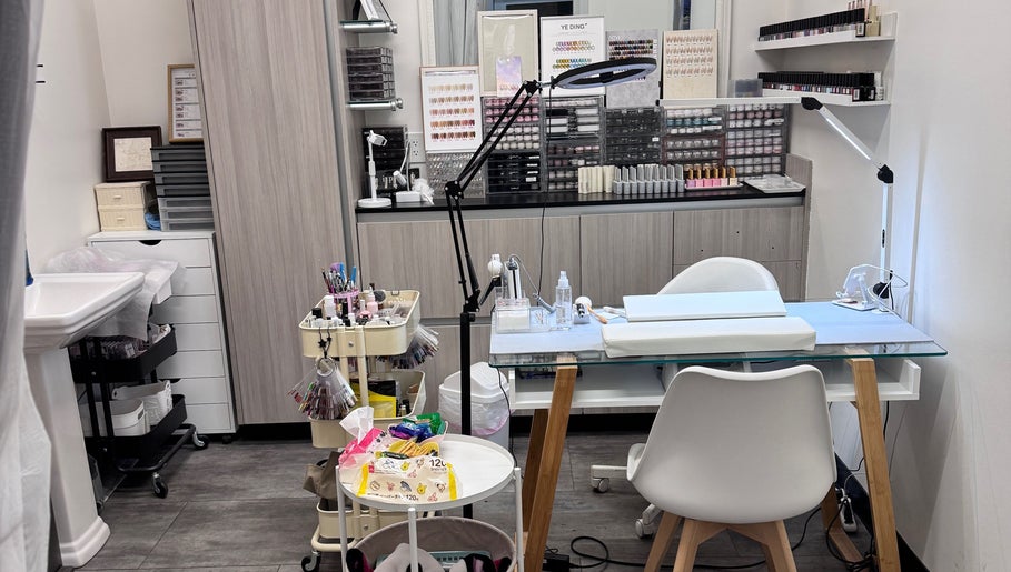 Niko Nail Studio, bilde 1