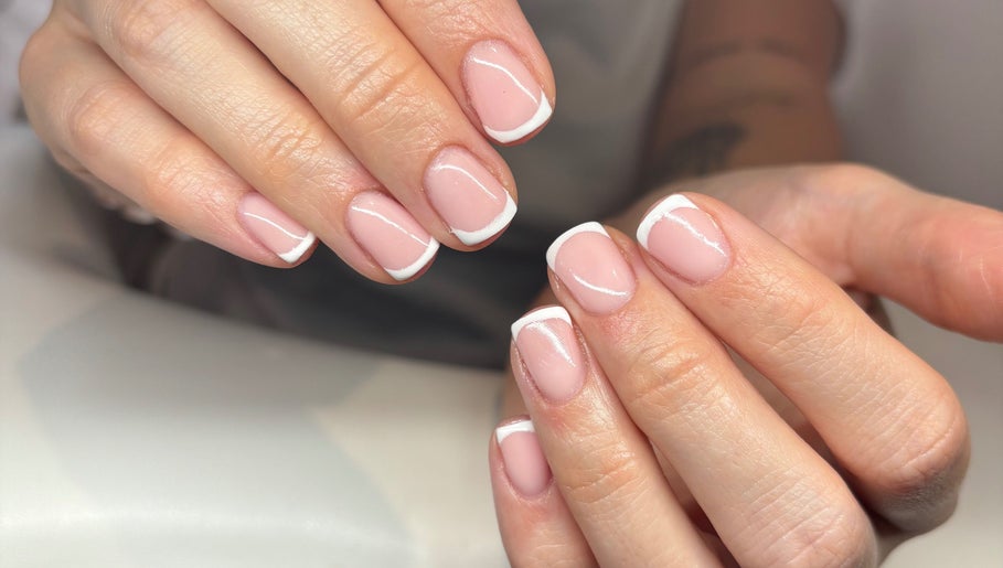 LauraEmily nails imagem 1