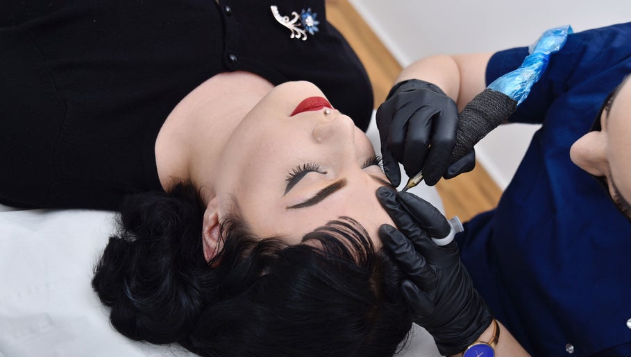 Microblading session at Cami Brows Permanent Makeup and Microblading in Brighton, Scotland, GB.