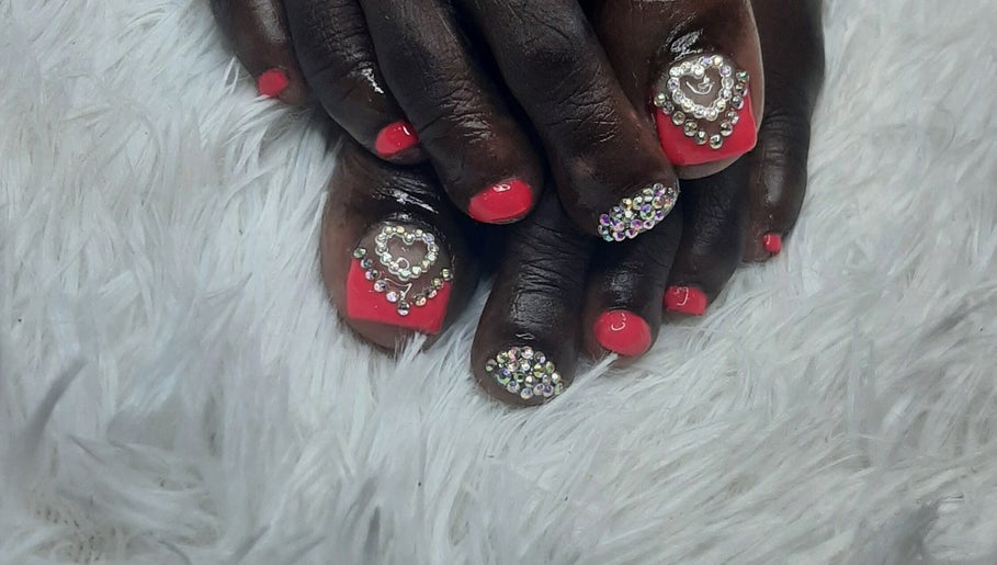 Gifted.handss.tt image 1