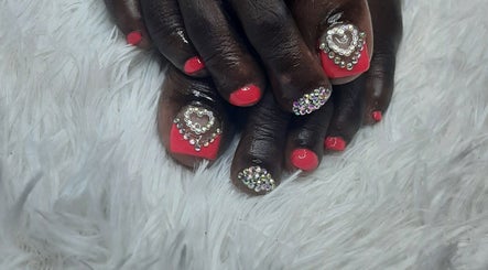 Gifted.handss.tt