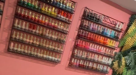 Pick A Color Studio зображення 3