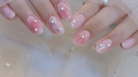 lazzy Nail