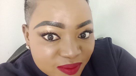 Lizzy Beauty Therapist