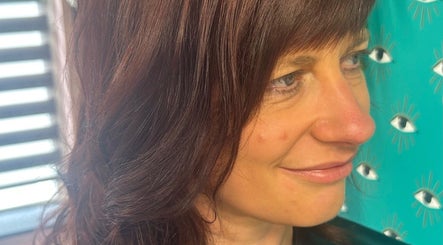 Nicola Pugh Hair Design At Trim Salon Staffordの画像：3