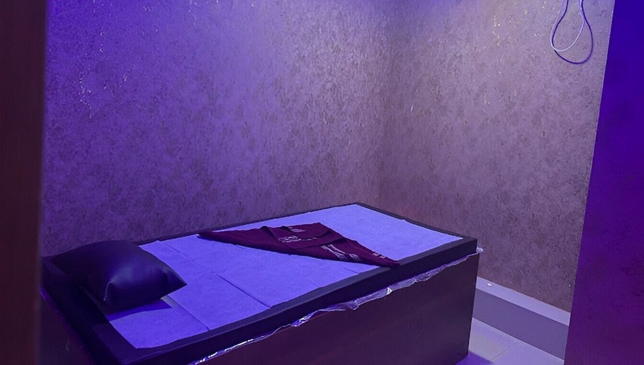 Nirman Spa image 1