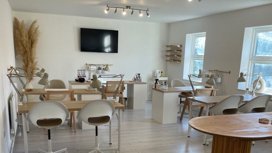 Pampa Nail Salon & Training Academy