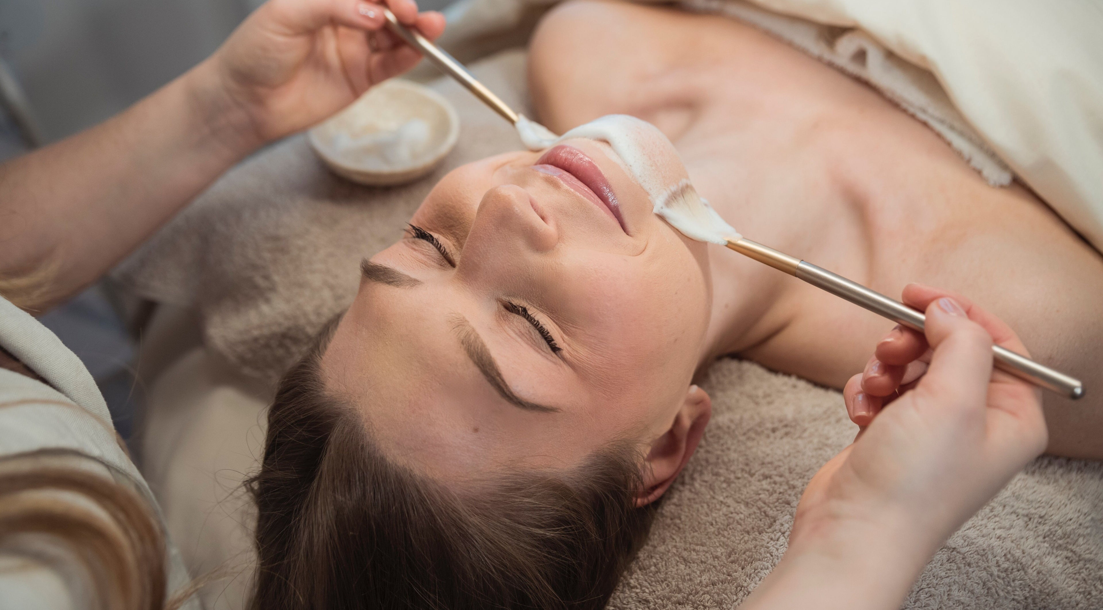 Soin du visage à Hoanity, Pontoy, Grand Est, FR. Expérience de détente et bien-être unique.