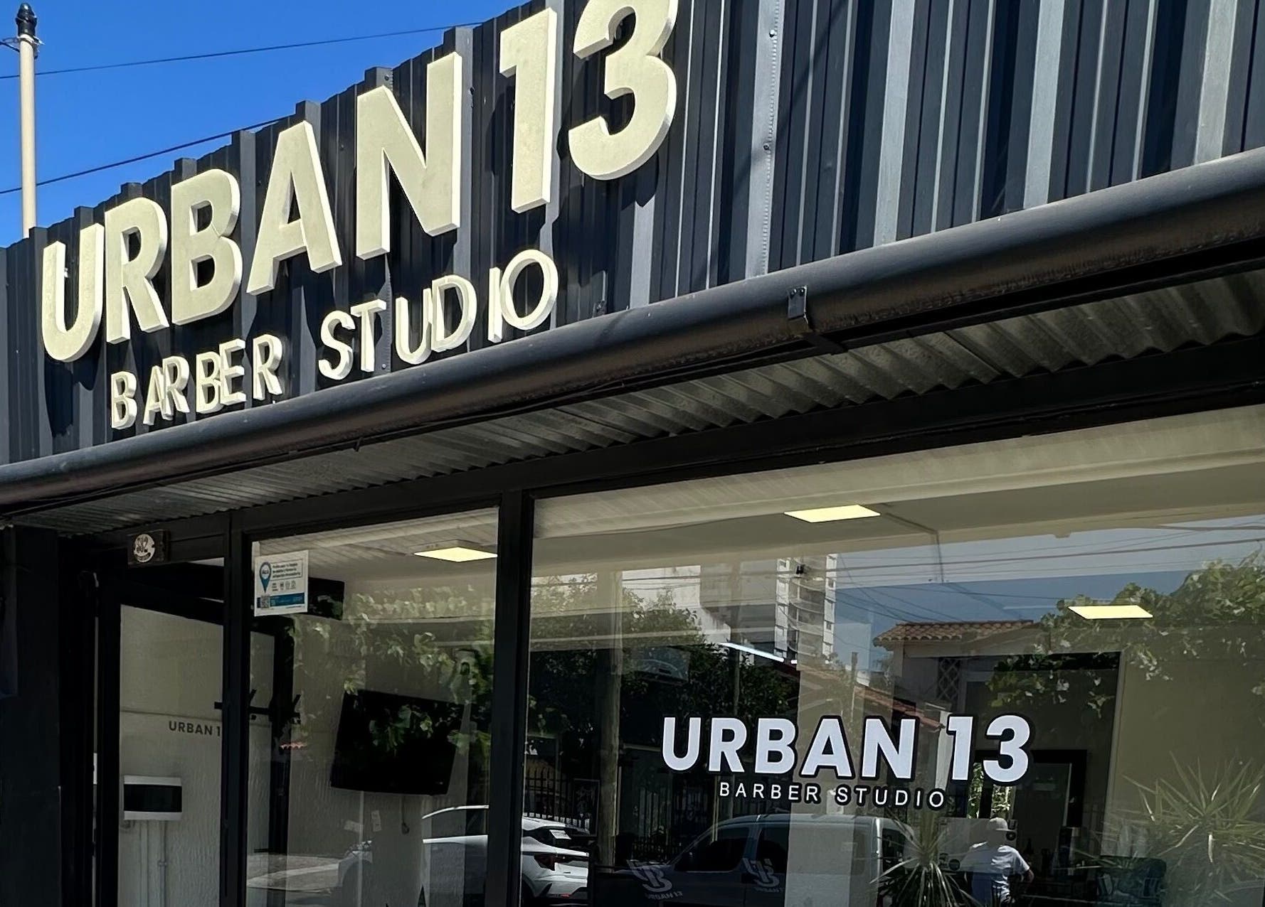 Fachada de Urban13 Barber Studio en Ramos Mejía, Provincia De Buenos Aires, AR.