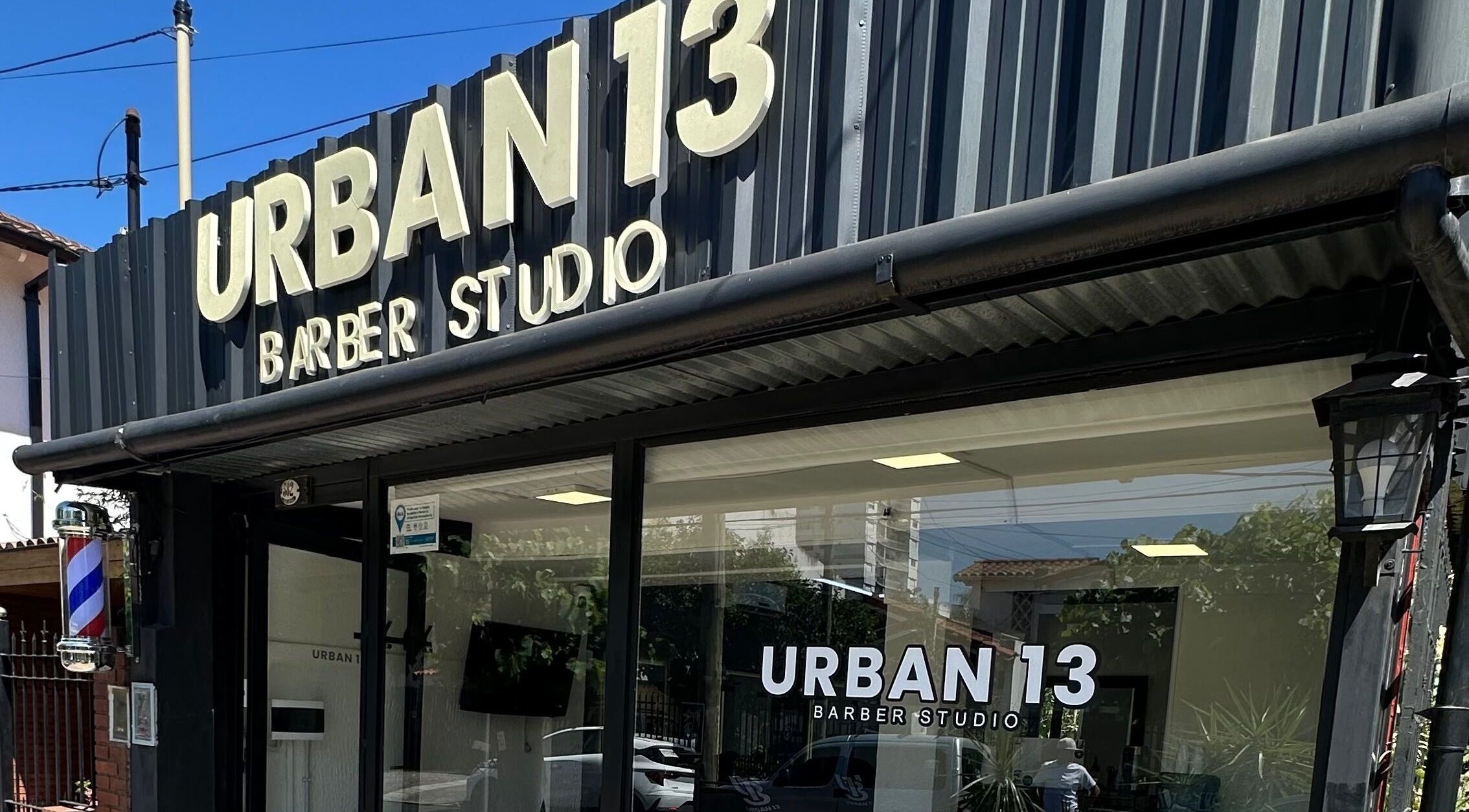 Fachada de Urban13 Barber Studio en Ramos Mejía, Provincia De Buenos Aires, AR.