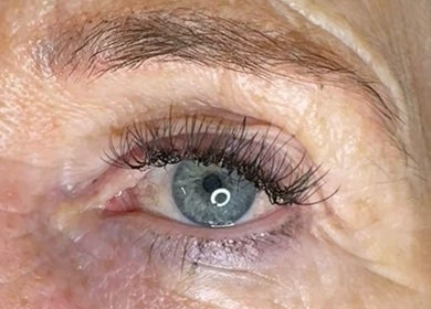 Close-up of eyelash extensions at Studio Samantha, Welwyn Garden City, England, GB.