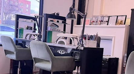 Modern nail stations at Anástasis Beauty in Brooklyn, USA, US offering professional beauty services.