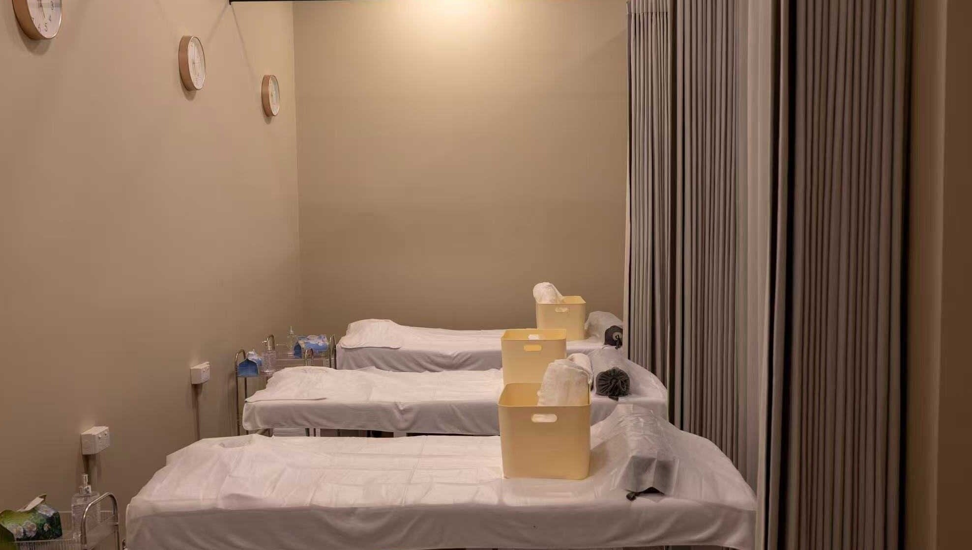 Cozy Time Massage in Coolangatta, Queensland offers tranquil massage beds for a relaxing experience.