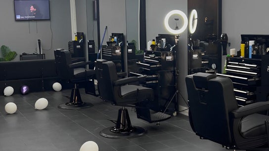 Crispy Hairstudio