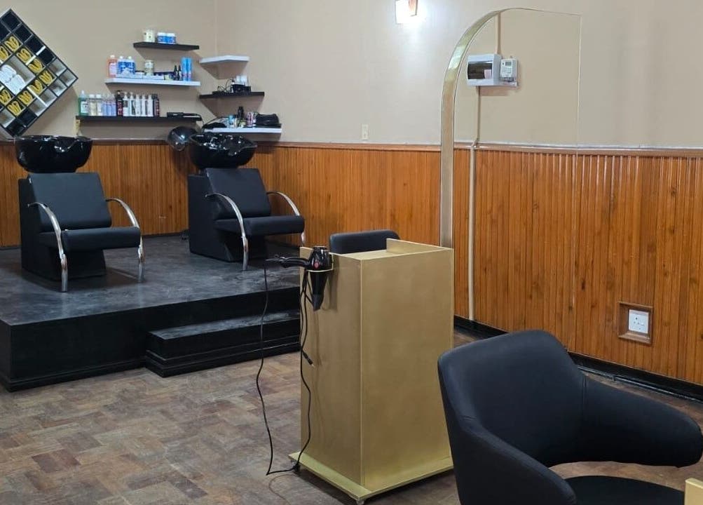 Modern salon wash stations at On The Edge Prostyling, Upington, Northern Cape, ZA.