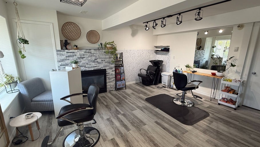 Hair With Care, bilde 1