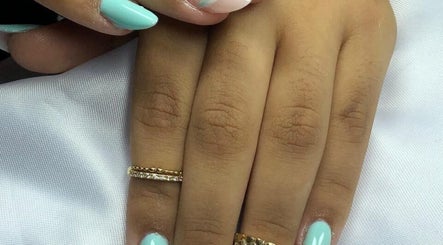 Unhas decoradas em tons pastel no Rafa Fontes | Beauty, Distrito Federal, BR.