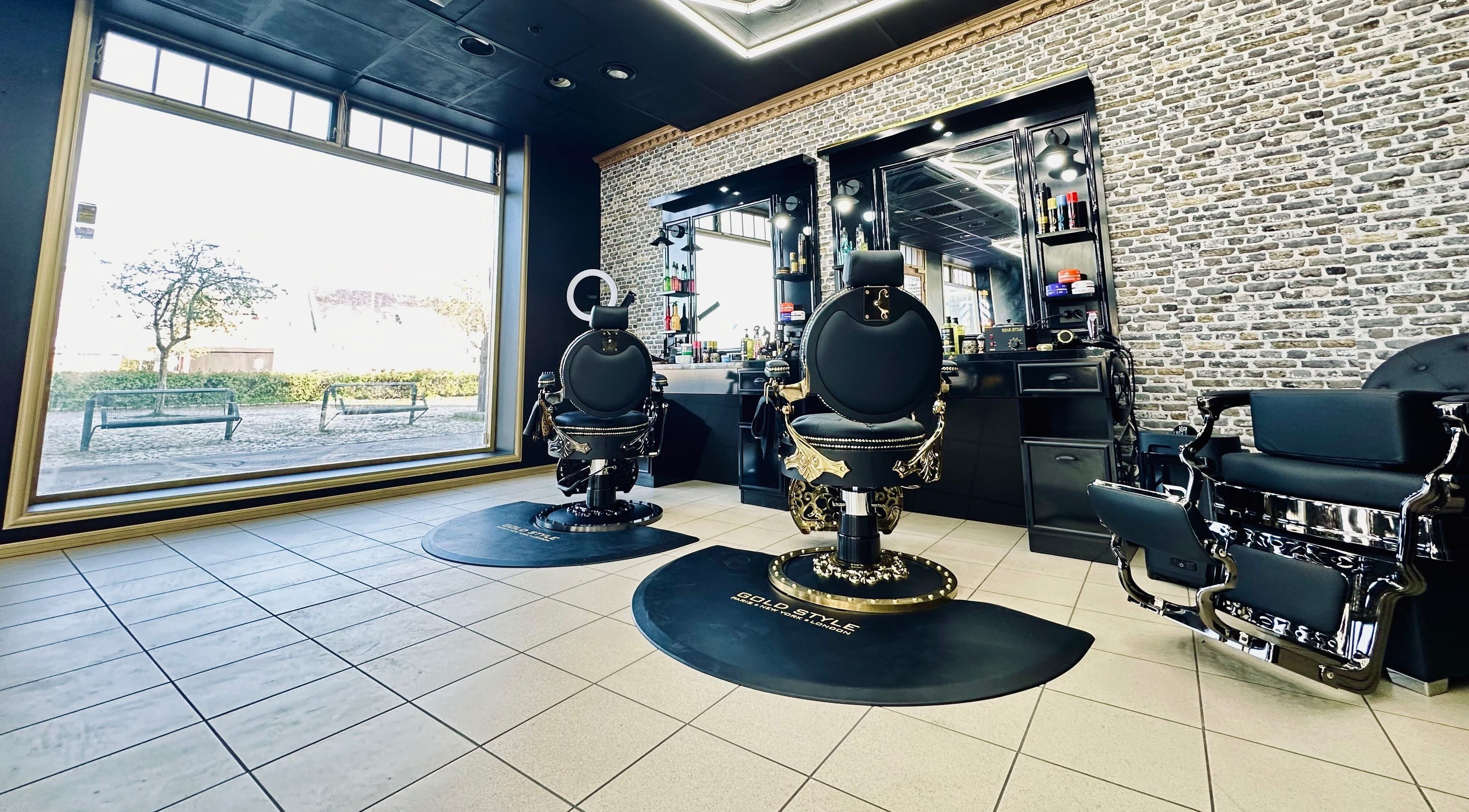 Sophisticated barber chairs at Royaltrim, Stavanger, Rogaland, NO, highlighting luxury and comfort.