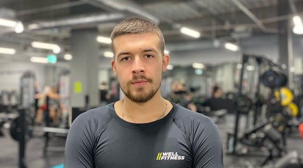 Kuba Matusik Trener Personalny Trener Przygotowania Motorycznego Wrocław Psie Pole image 3