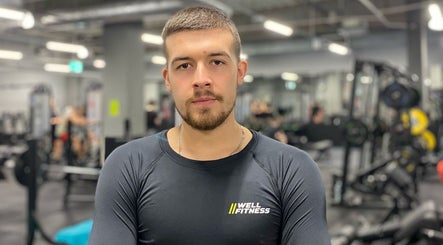 Kuba Matusik-Trener Personalny Trener Osobisty Trener Przygotowania Motorycznego Trening Funkcjonalny Wrocław Ołbin image 2