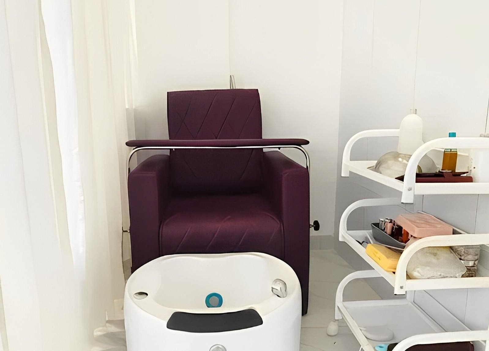 Luxurious pedicure chair and spa trolley at Belles & Beaus, Dehradun, Uttarakhand, IN.