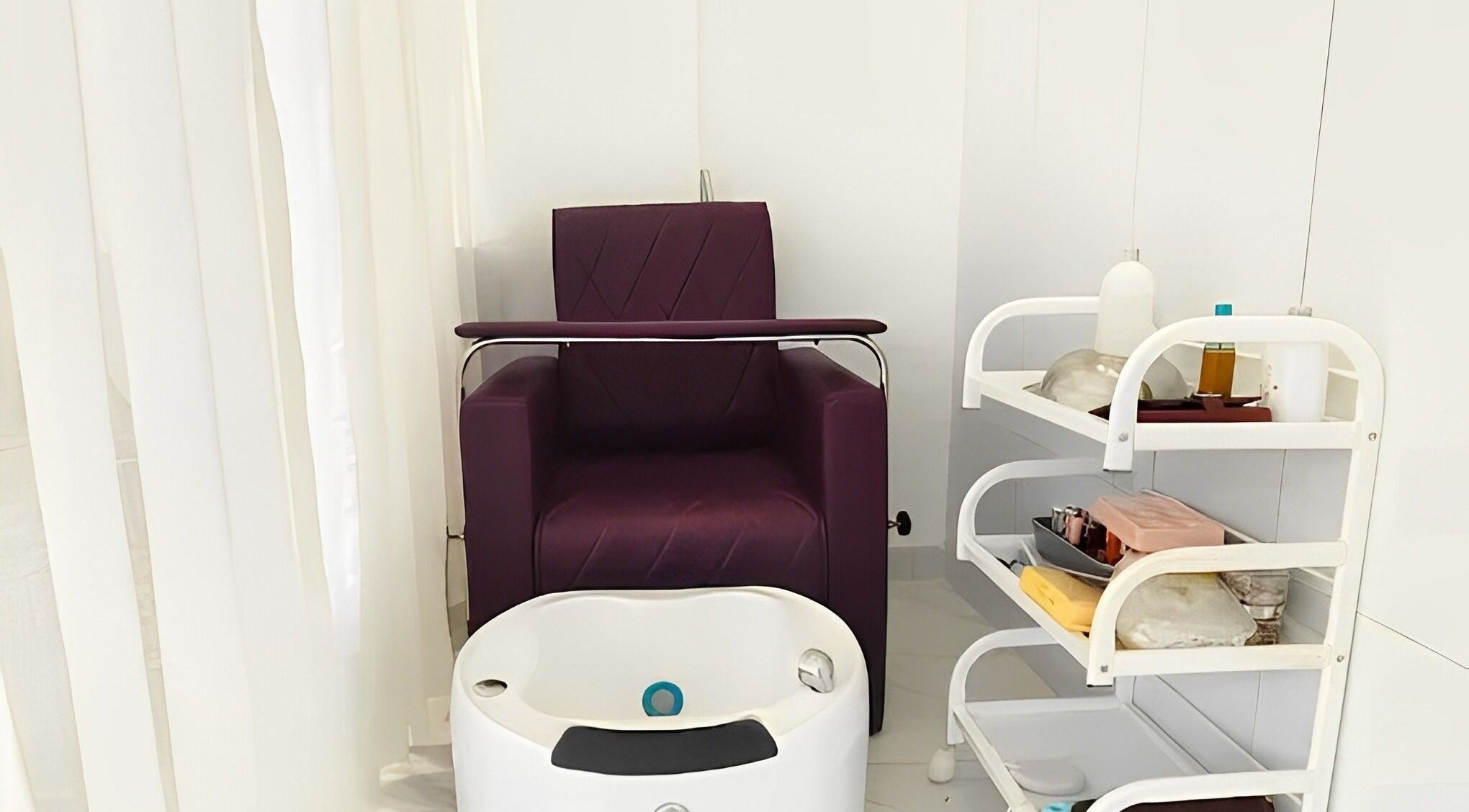 Luxurious pedicure chair and spa trolley at Belles & Beaus, Dehradun, Uttarakhand, IN.