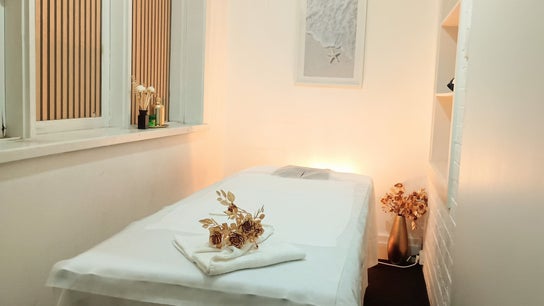 A Plus Thai Massage & Spa