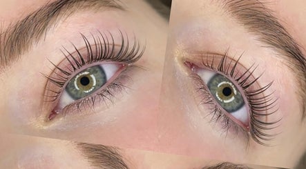Professionally styled lashes at Beauty By Kelly, Boyne Island, Queensland, AU enhancing eye beauty.