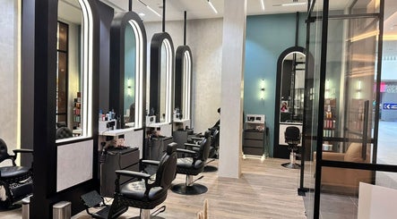 YLB Gents Salon – obraz 2