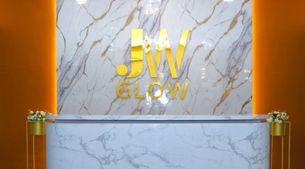 JW Glow Slim and Skincare