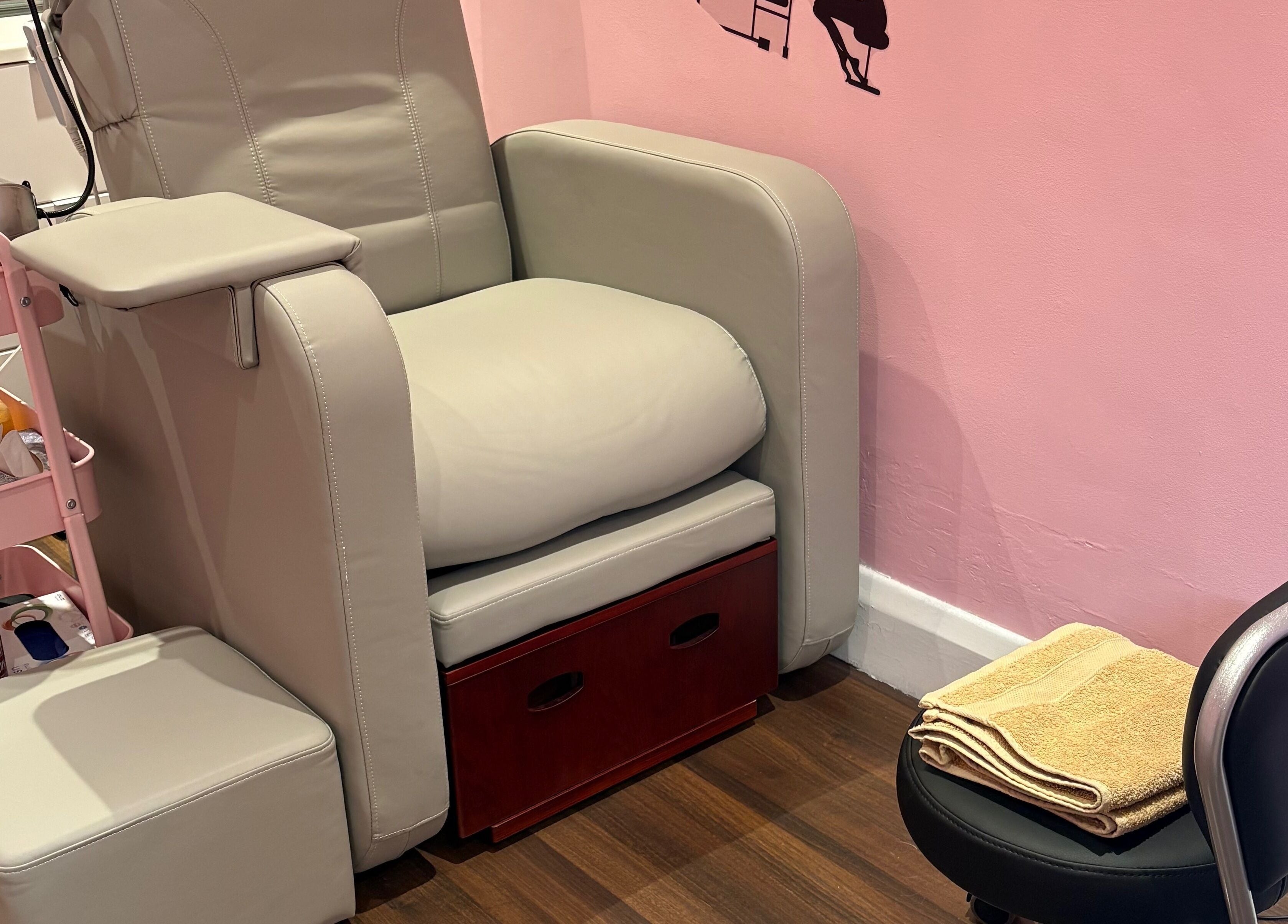 Comfortable nail salon chair at Milita's Nails at Samantha James, Redhill, England, GB for a relaxing treatment.