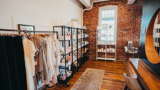 Glow Beauty Bar