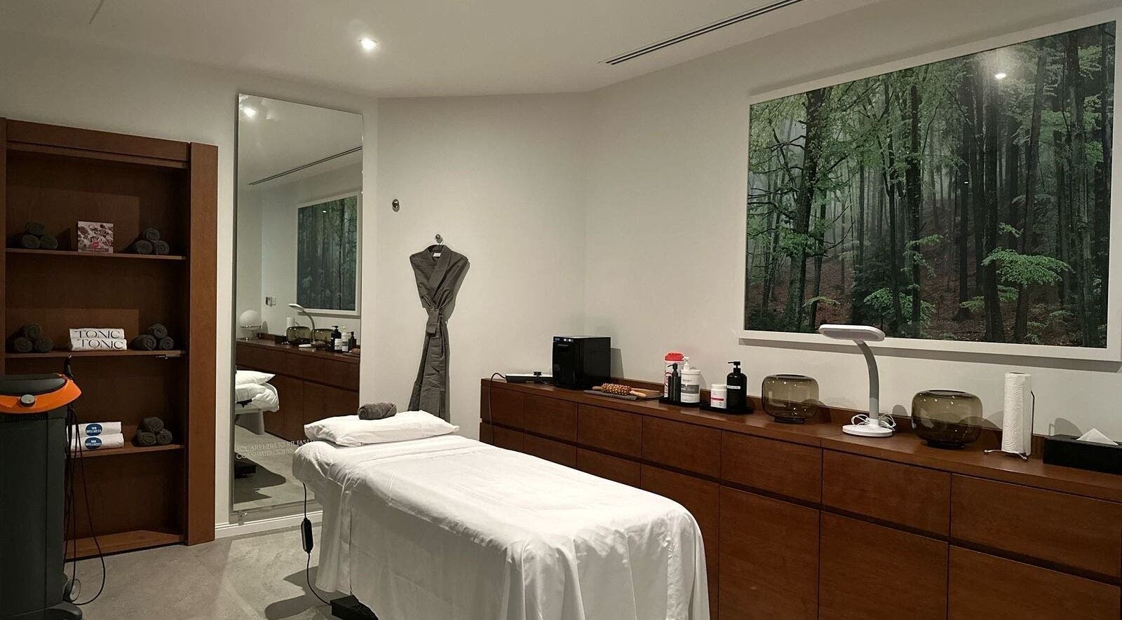 Spa room at Tonic the Method in Riyadh, Riyadh Province, SA, featuring a massage table and tranquil decor.