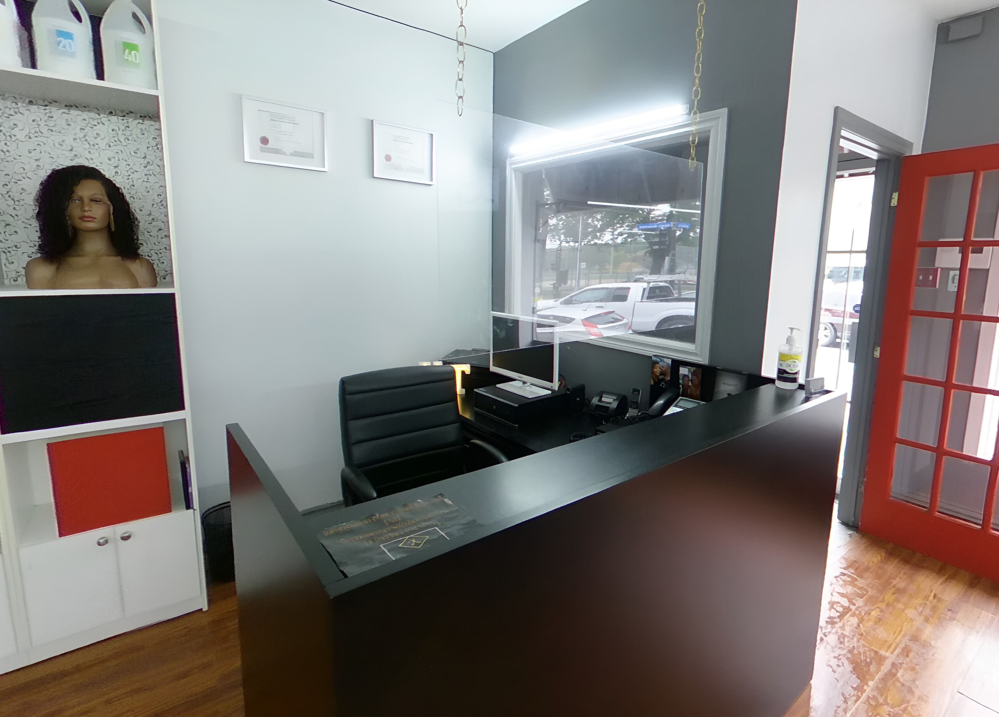 Accueil élégant de Tendance Versa Inc. à Montréal, Québec, CA, avec décoration moderne et mobilier chic.