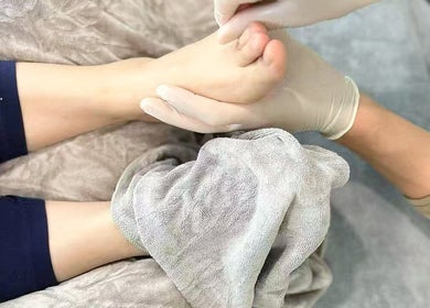 Foot massage at TAMBAC Therapy Centre: Luxury Head Spa & Massage, East Victoria Park, Western Australia, AU.