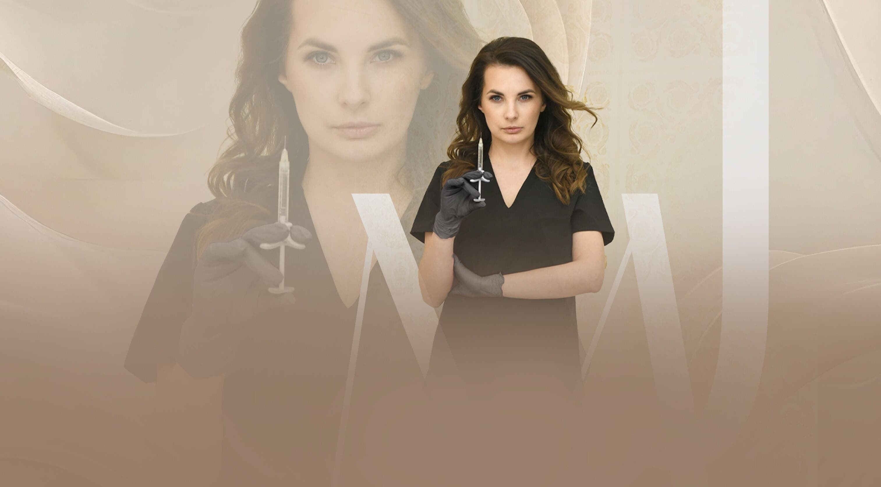 Specjalistka w MJ Beauty Clinic w Yeovil, Anglia, GB, trzymająca strzykawkę.