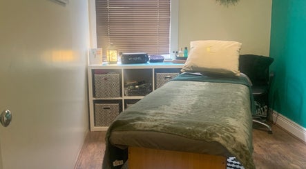 Mabon Holistic Therapy