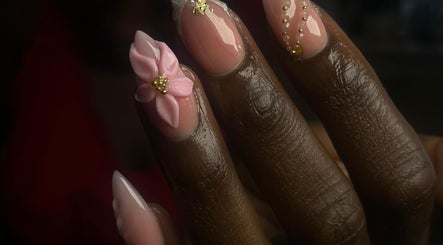 D.Nailvault