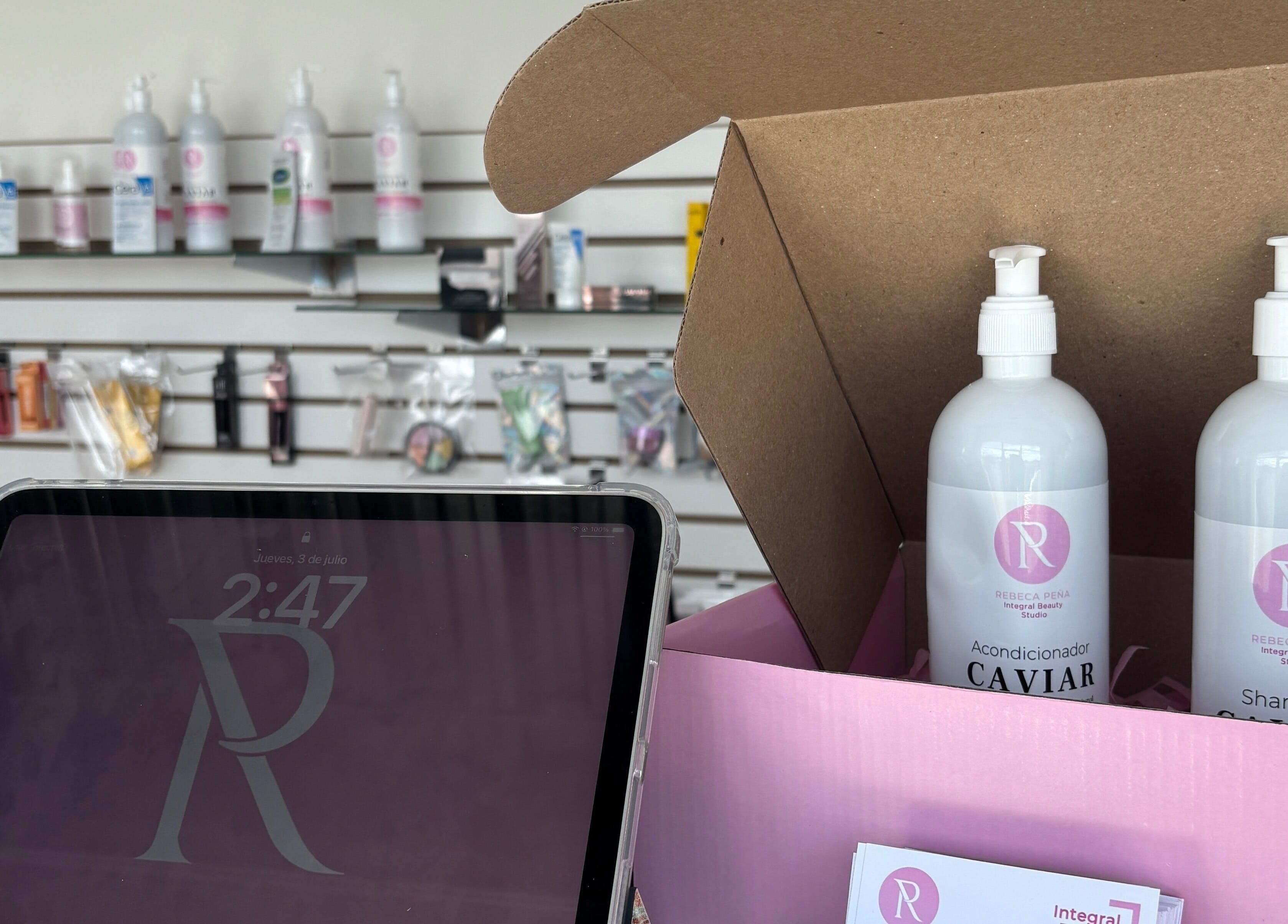 Productos de belleza Caviar en Rebeca Peña Integral Beauty Studio, Los Mochis, Sinaloa, MX.