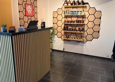 Modern reception at B the barber, Tórshavn, Streymoyar, FO, featuring hexagon pattern decor.