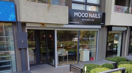 Mood Nails