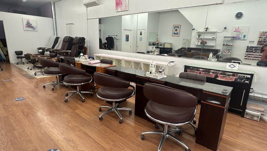 Ruma Nails & Spa image 1