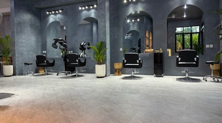 Perle Hair & Nail Studio