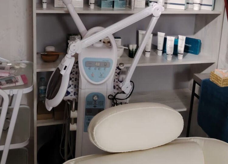 Relaxing spa corner at TMH SALON & SPA, Doha, Doha Municipality, QA, showcasing facial treatment setup.