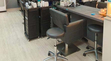 X’quisite Hair Studio obrázek 2